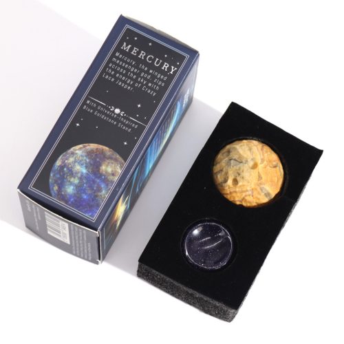 Csipke Jáspis Bolygó Kék Aventurin Állványon- 40mm (30x15mm állvány)