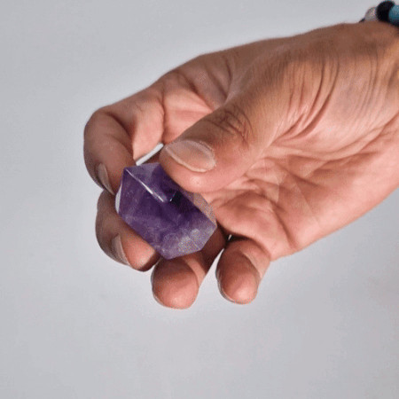 Kicsi Ametiszt Csúcs (kb. 4-5.5cm)